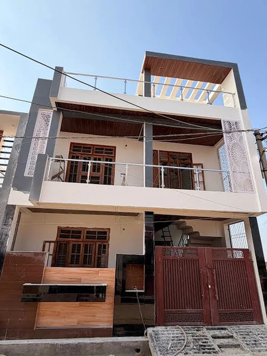 G+2 Compact Family Home, Prayagraj