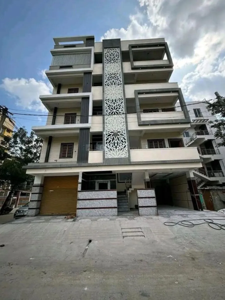 G+3 Shops with Apartments, Rajajipuram, Lucknow