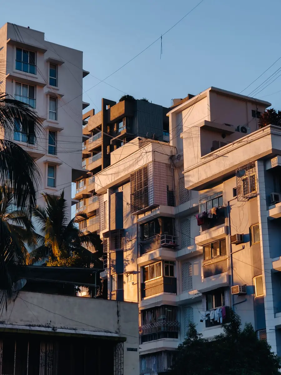 Turnkey vs Labour Contract: Which Is Better for Building a House in Lucknow?
